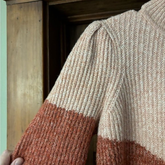 Vera Moda Lessa Knitted Pullover.Small Pink. - Picture 5 of 6